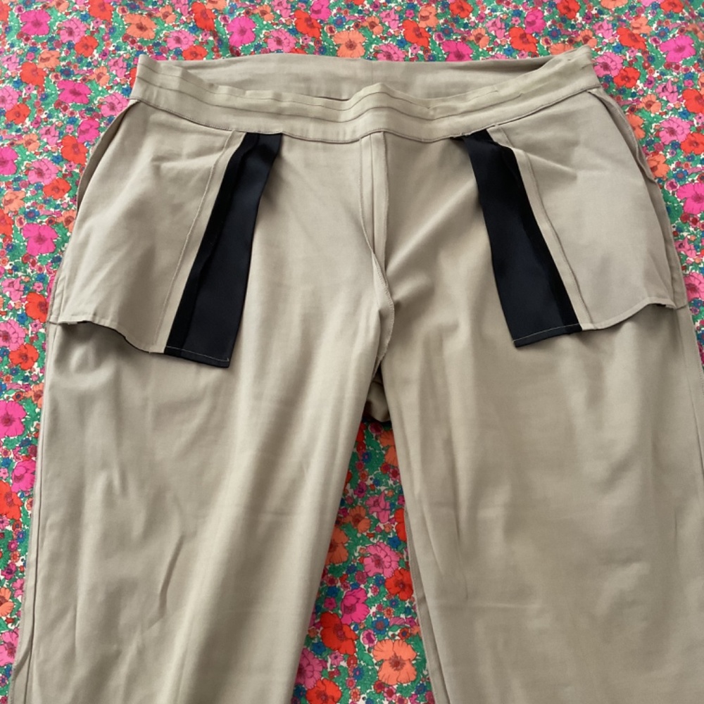 The Row Pull On Pants M - Picture 9 of 9
